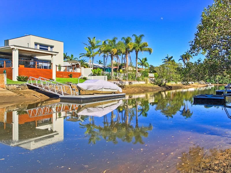 4 Ensenada Court, BROADBEACH WATERS QLD 4218, Broadbeach Waters - Thumbnail 5