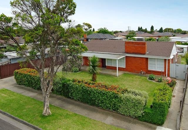 54 Dumbarton Street, RESERVOIR VIC 3073, Reservoir - Thumbnail 2