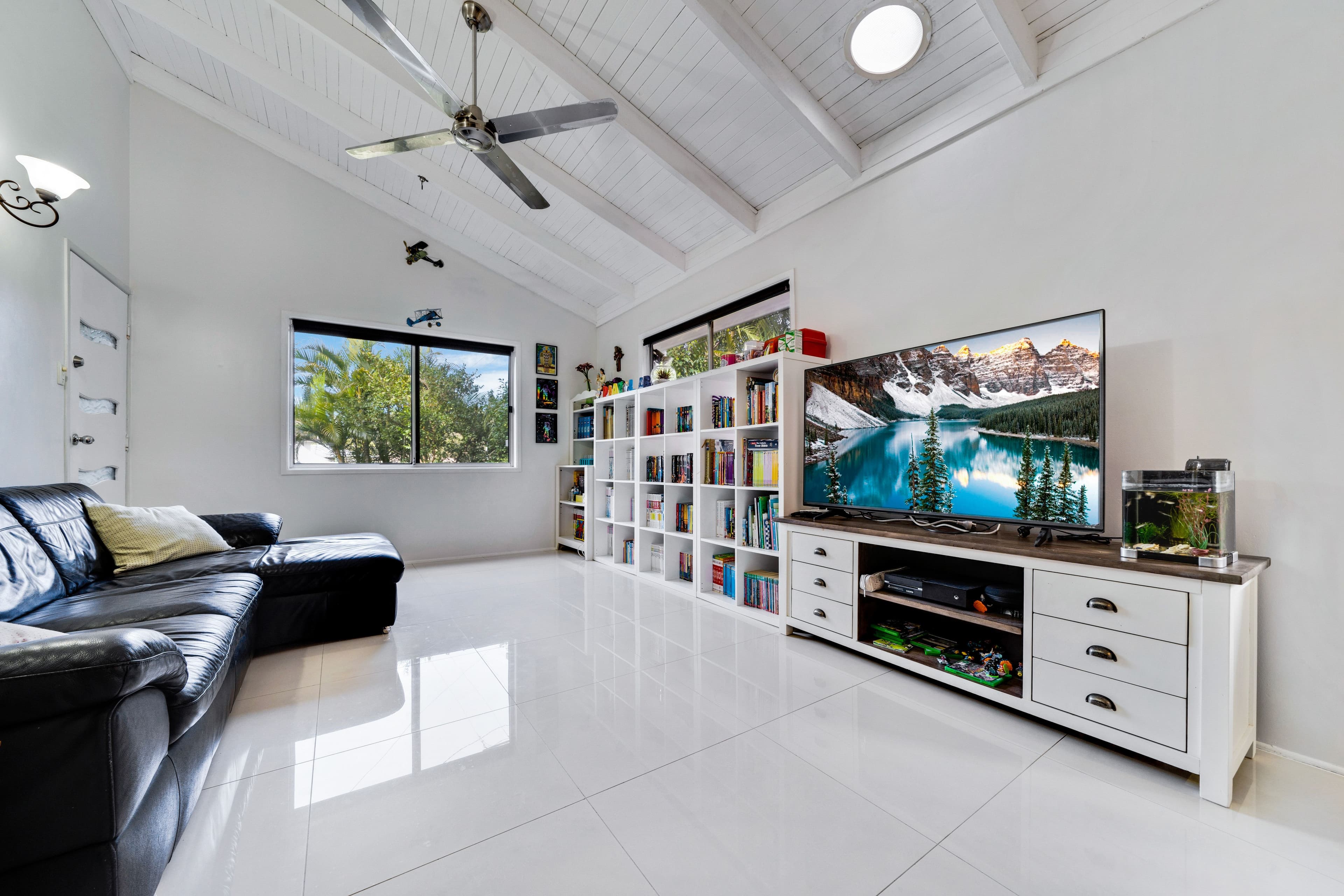 10 Forest Street, Daisy Hill QLD 4127, Daisy Hill - Thumbnail 3