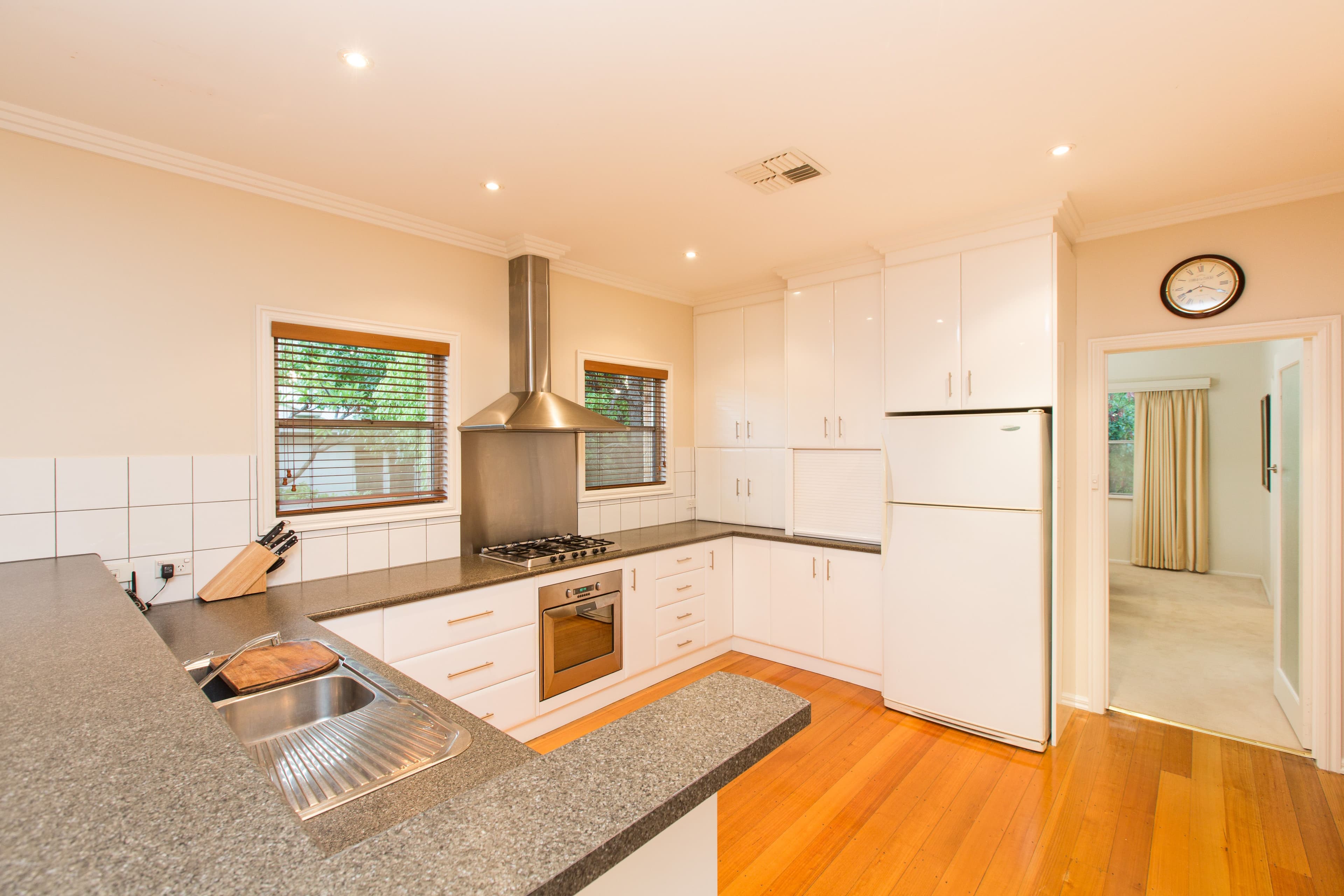 202 Walnut Avenue, Mildura VIC 3500, Mildura - Thumbnail 4