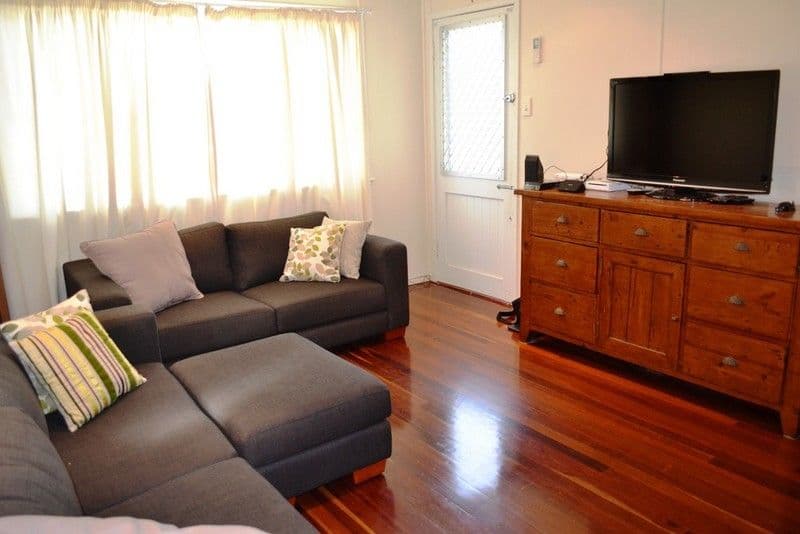 12 Davidson Street, COOEE BAY QLD 4703, Cooee Bay - Thumbnail 4