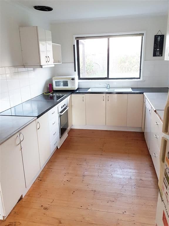 14 Gadara Place, Tumut - Thumbnail 2