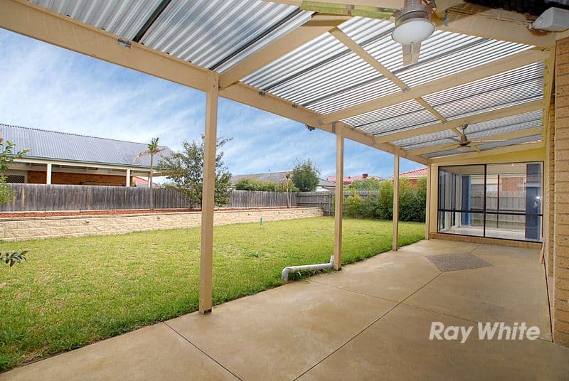 123 Bellevue Drive, BERWICK VIC 3806, Berwick - Thumbnail 8