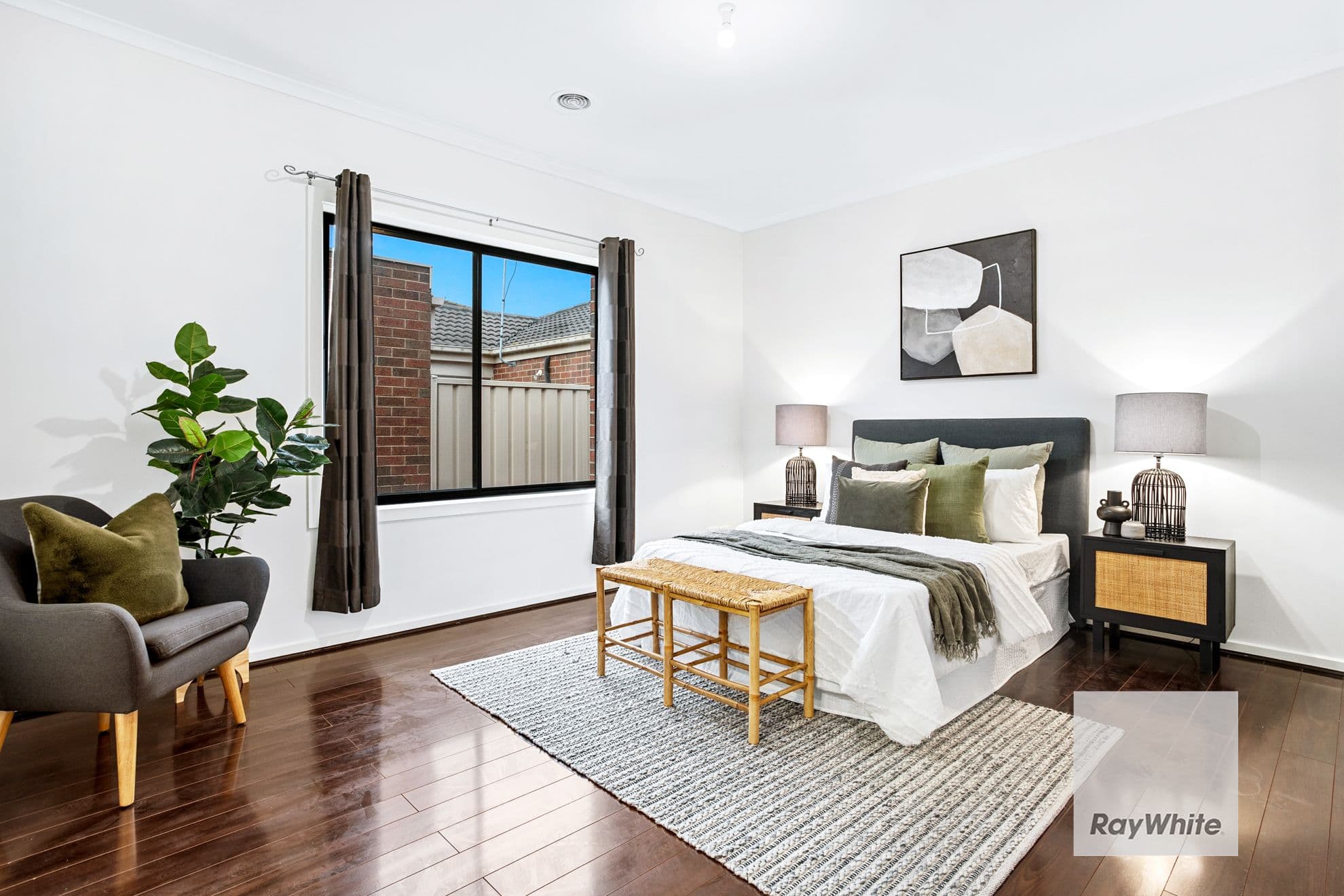 8 Balmoral Close, Hillside VIC 3037, Hillside - Thumbnail 2