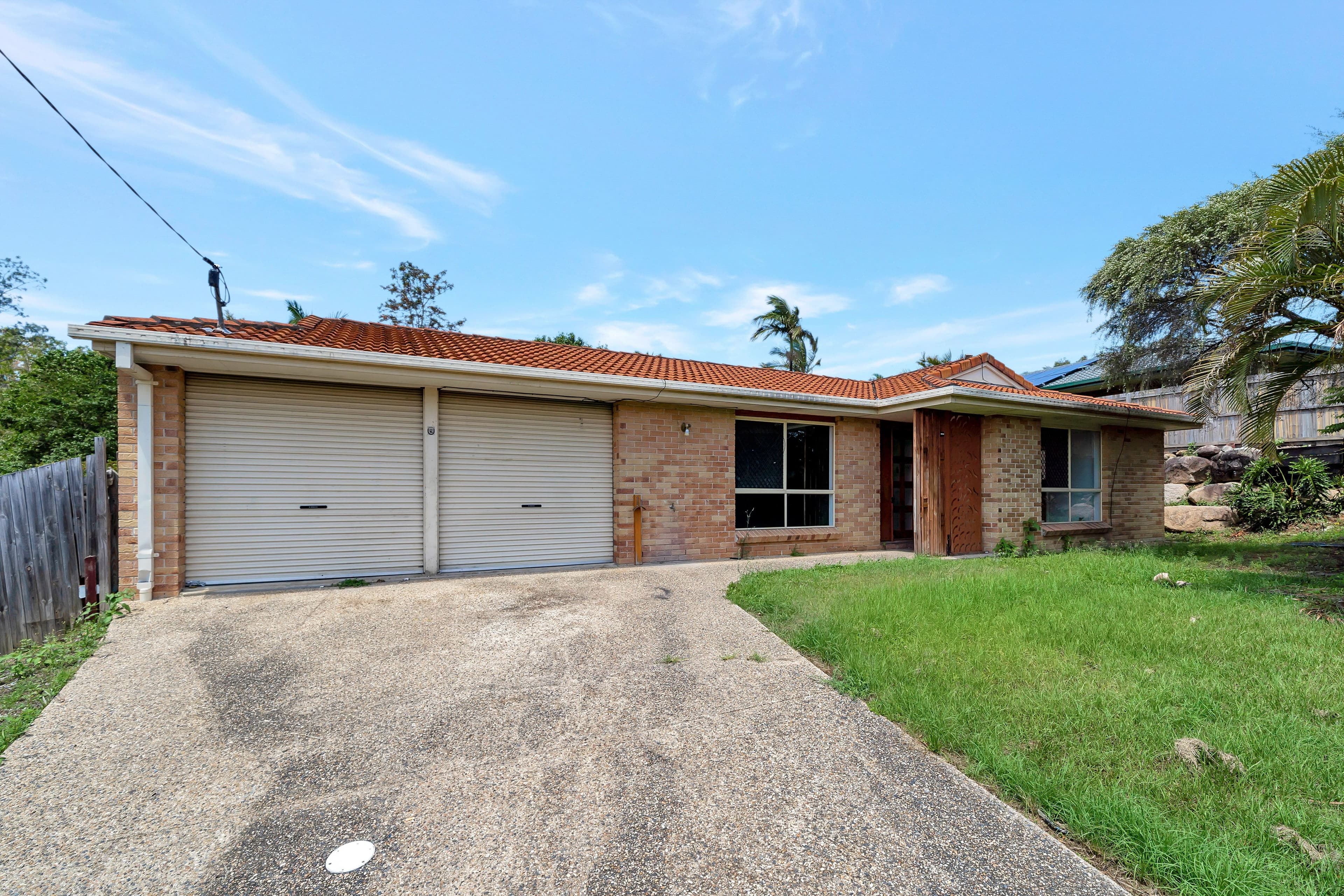 186 Castile Crescent, Edens Landing QLD 4207, Edens Landing - Thumbnail 2