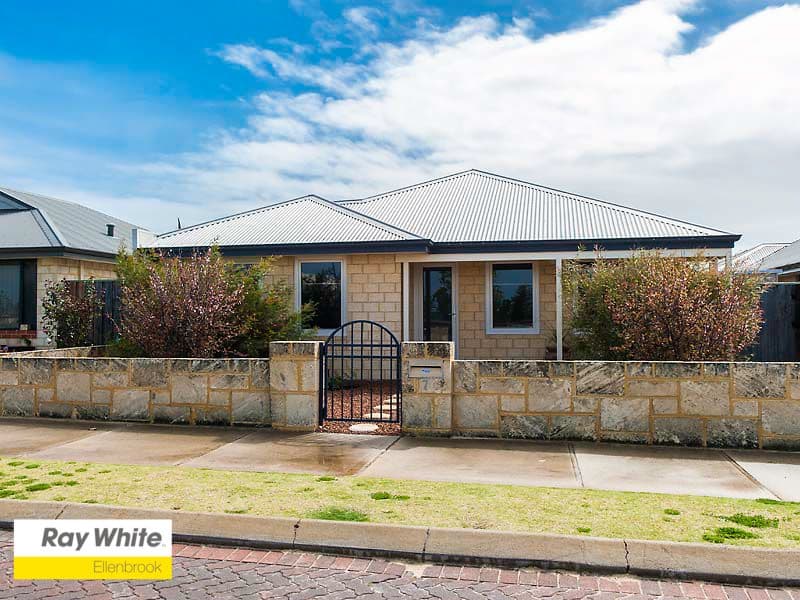 7 Strathmore Parkway, ELLENBROOK WA 6069, Ellenbrook - Image 1