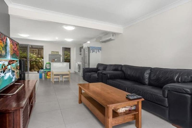 1 Gumview Street, Albany Creek - Thumbnail 3