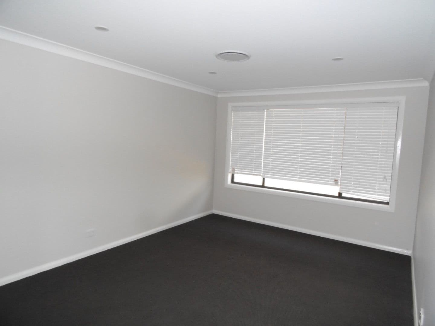 6 Jones Street, Parkes - Thumbnail 2