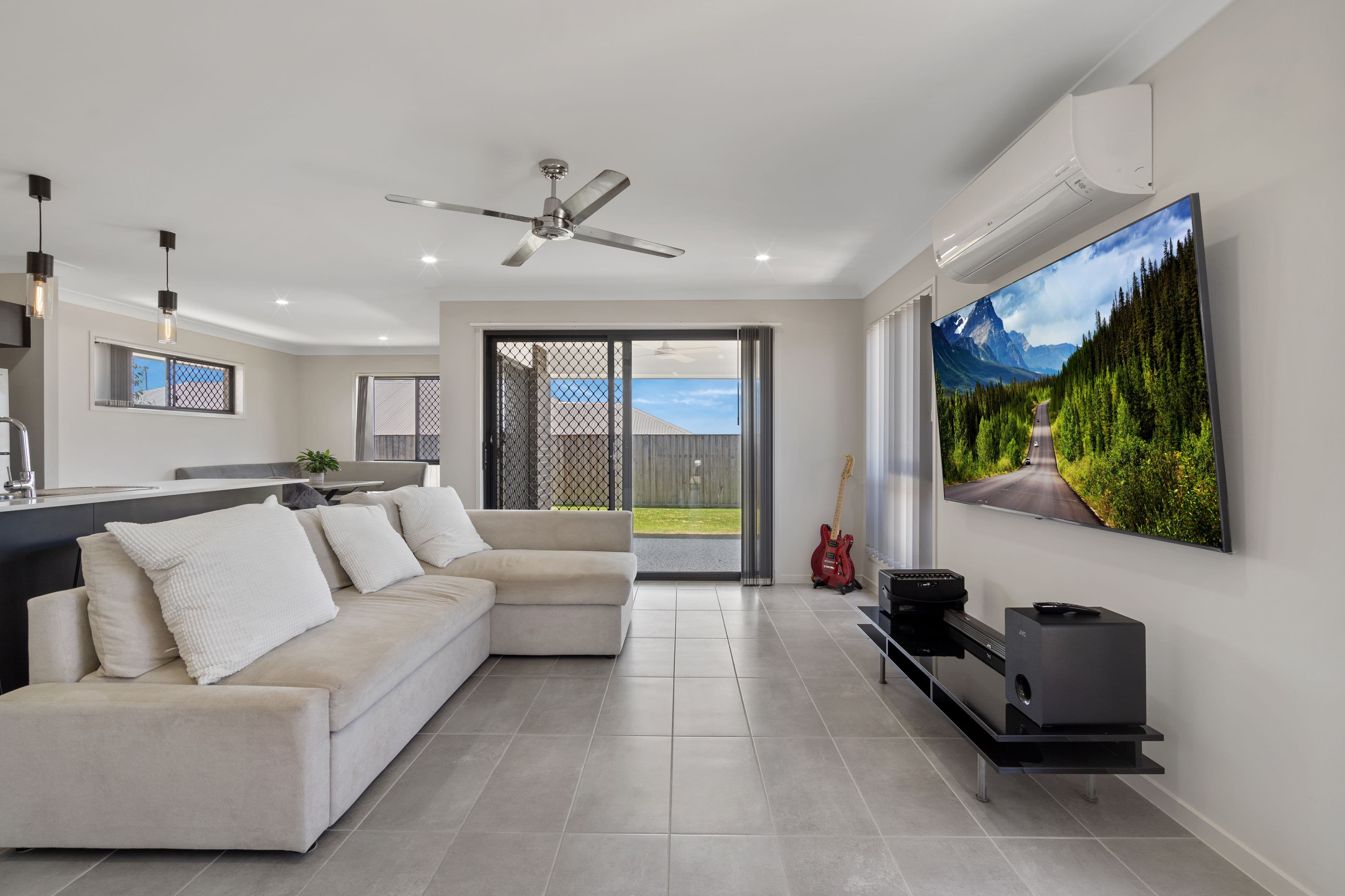 15 Northerly Street, Logan Reserve QLD 4133, Logan Reserve - Thumbnail 4