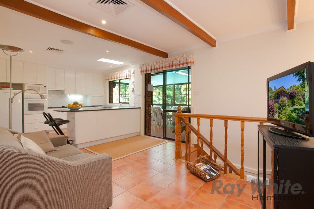 10 Goola Avenue, Kahibah NSW 2290, Kahibah - Thumbnail 4
