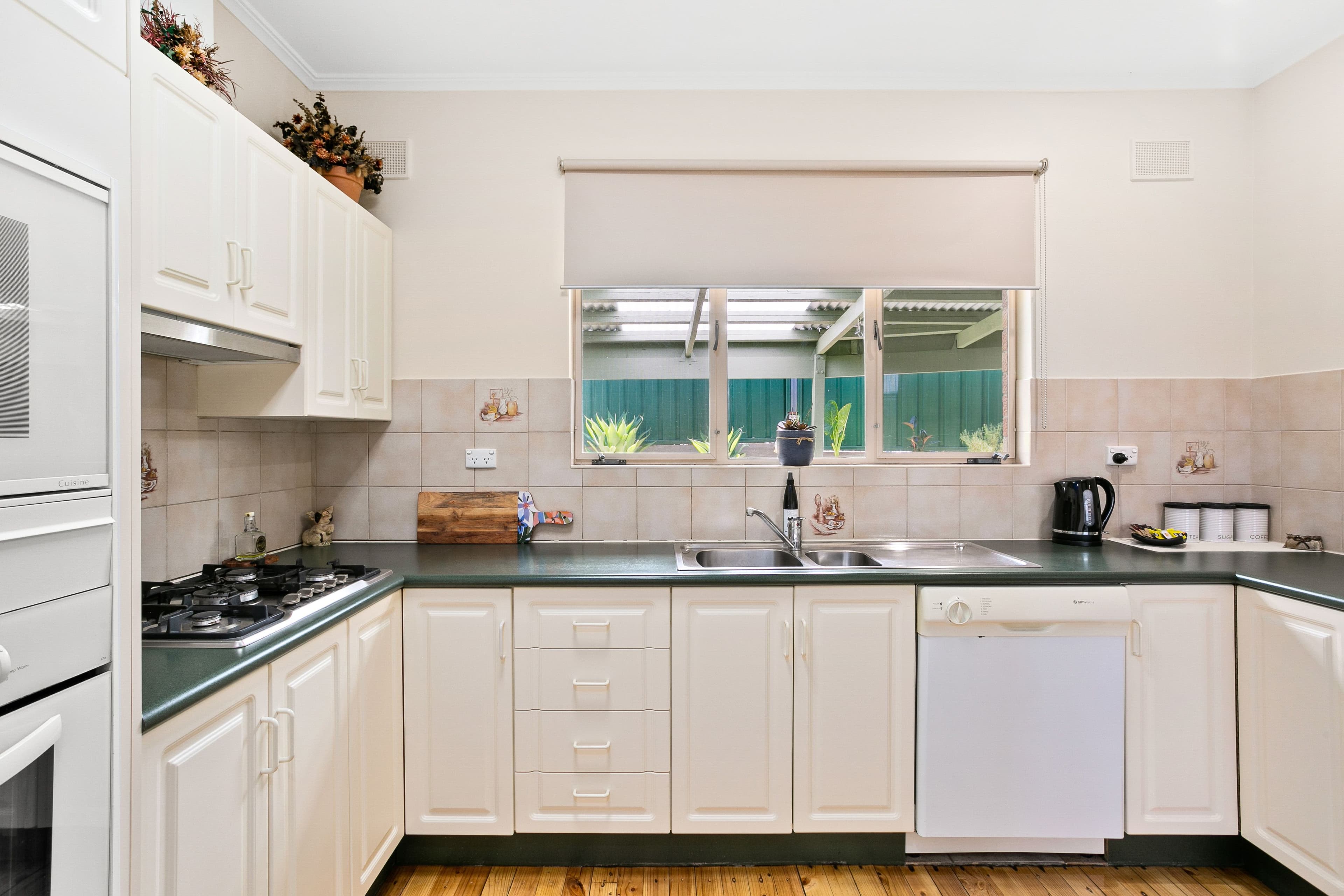 8 Rosa Court, Happy Valley SA 5159, Happy Valley - Thumbnail 6