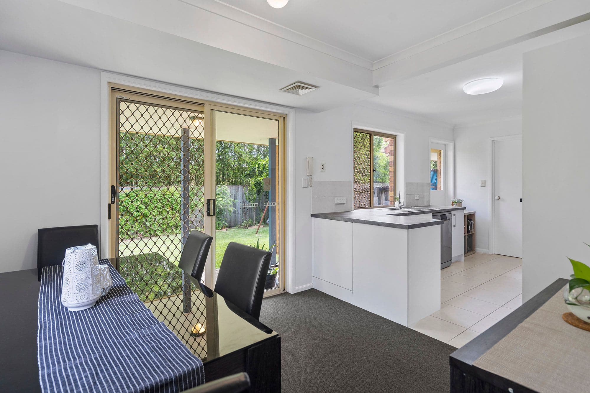 189 Wecker Road (enter via Carbora St), Mansfield QLD 4122, Mansfield - Thumbnail 7