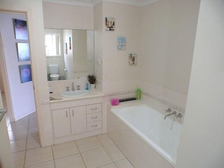 6 Moorhen Street, COOMERA QLD 4209, Coomera - Thumbnail 7