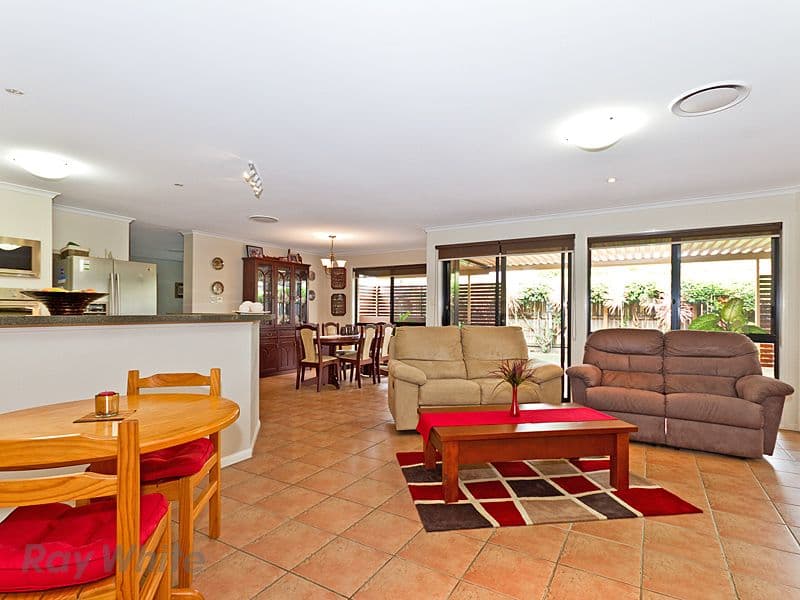 2  Babylon Place, FOREST LAKE QLD 4078, Forest Lake - Thumbnail 7