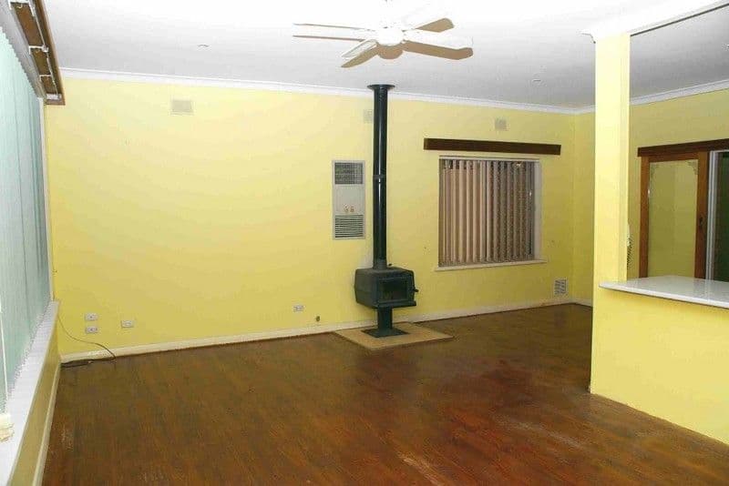 21 Nineteenth Street, RENMARK SA 5341, Renmark - Thumbnail 3