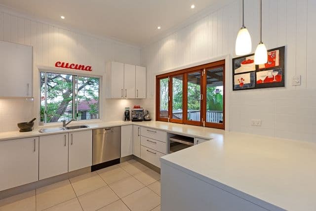31 Forbes Street, HAWTHORNE QLD 4171, Hawthorne - Thumbnail 3