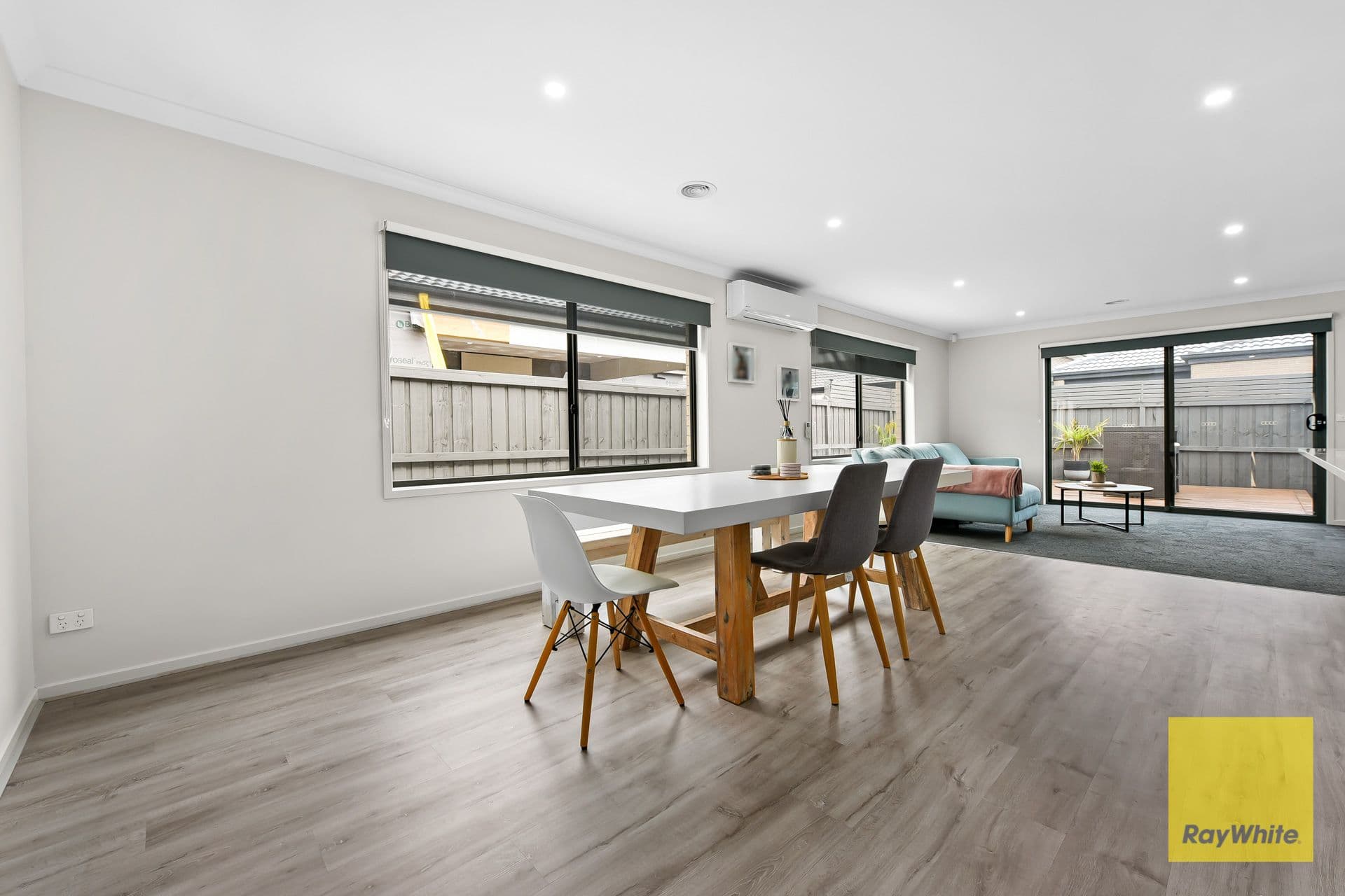 28 Marshy Avenue, Cranbourne East VIC 3977, Cranbourne East - Thumbnail 5