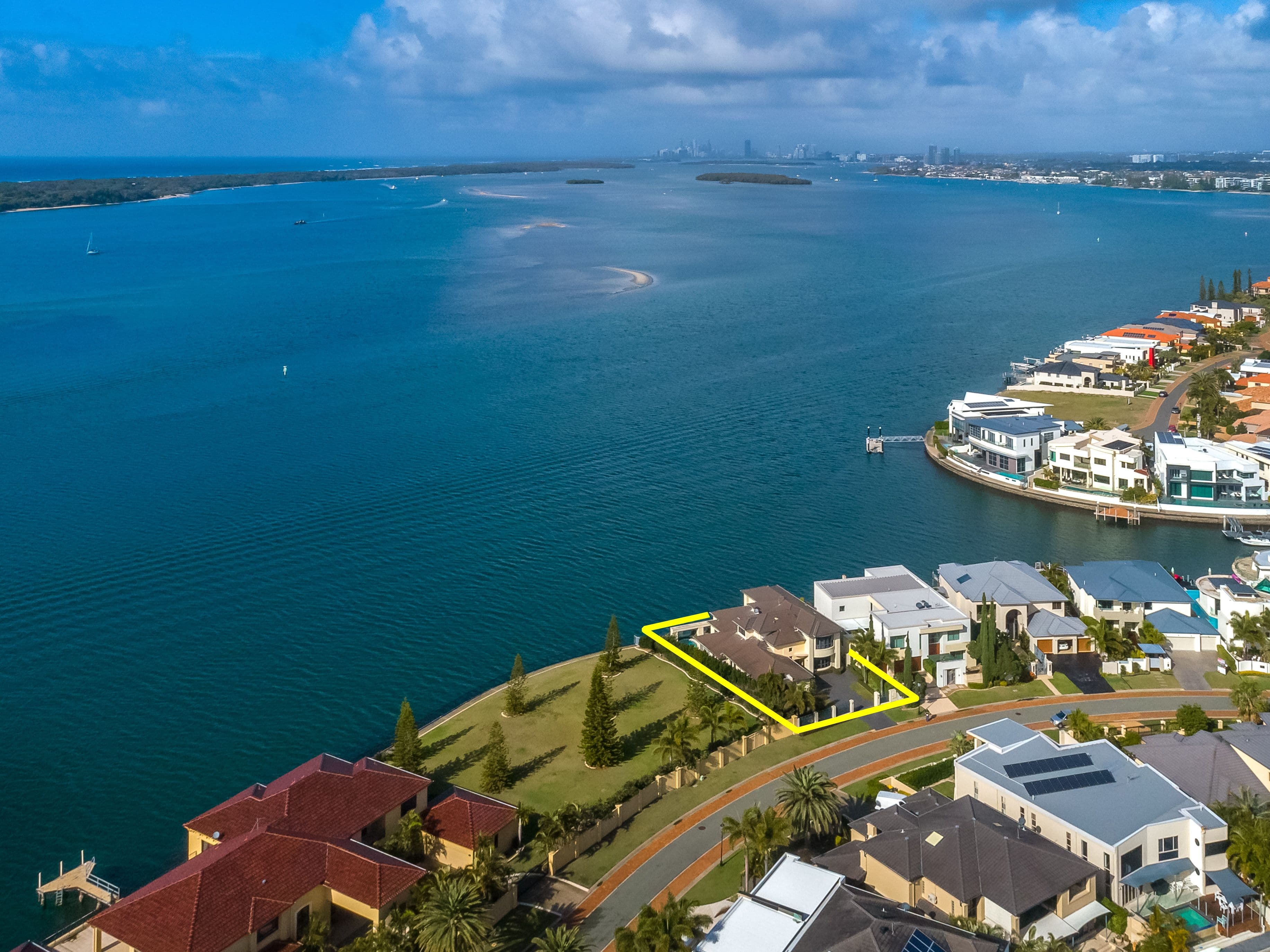 42 King Charles Drive, Sovereign Islands QLD 4216, Sovereign Islands - Image 1