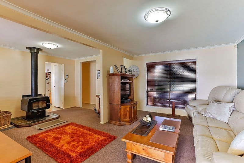 320 Greenwattle Street, WILSONTON HEIGHTS QLD 4350, Wilsonton Heights - Thumbnail 2