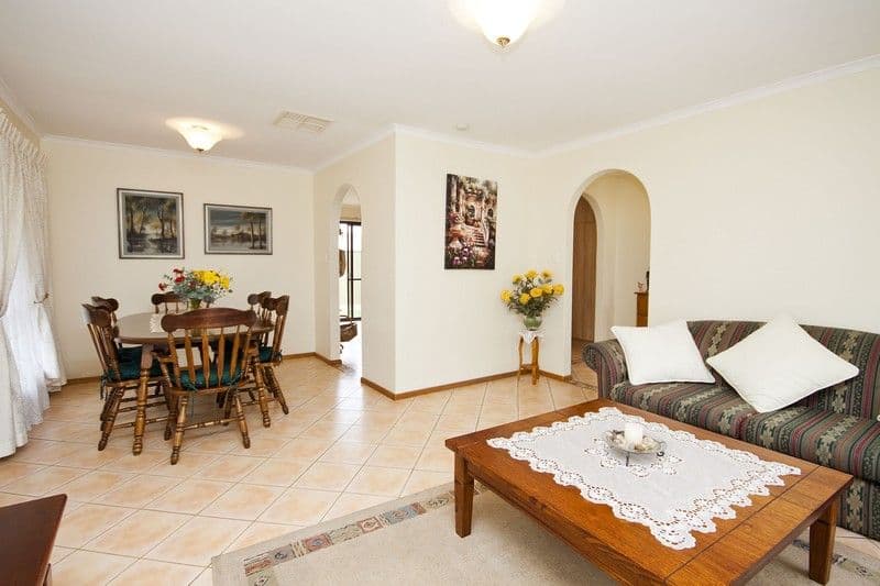 75 Lavender Drive, PARAFIELD GARDENS SA 5107, Parafield Gardens - Thumbnail 2