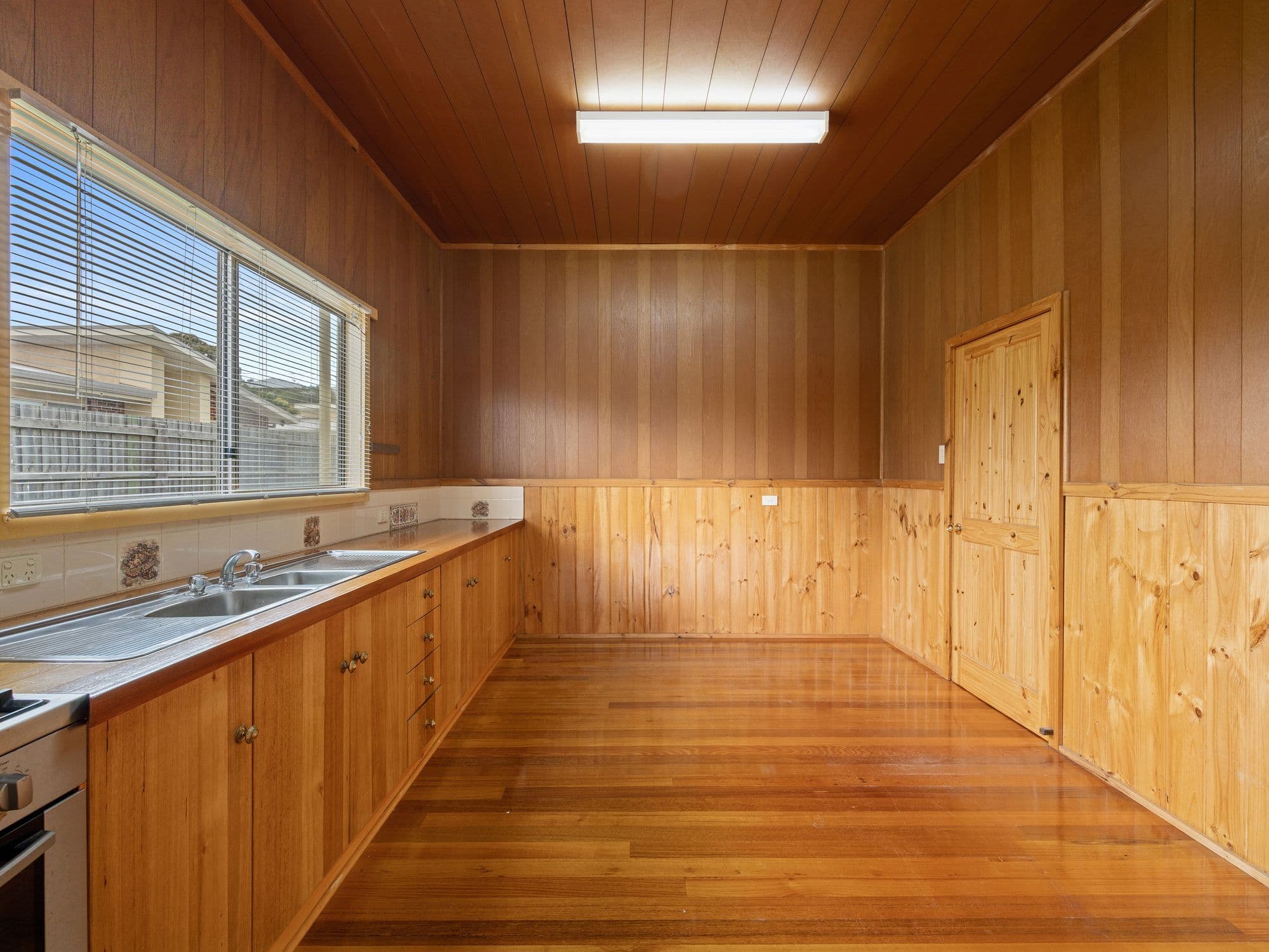14 Cameron Street, Wonthaggi VIC 3995, Wonthaggi - Thumbnail 4