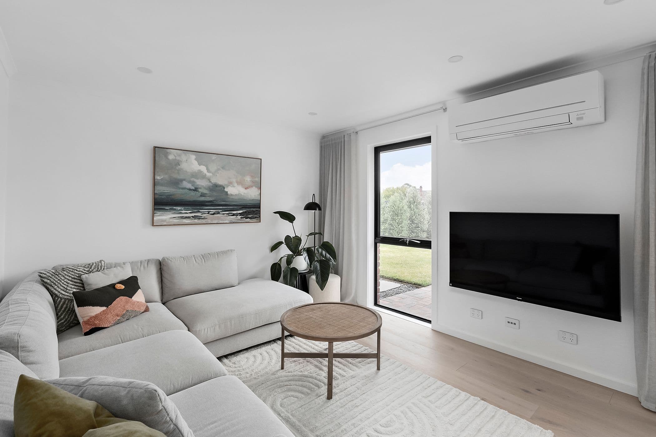 26 Raphael Crescent, Frankston VIC 3199, Frankston - Thumbnail 3