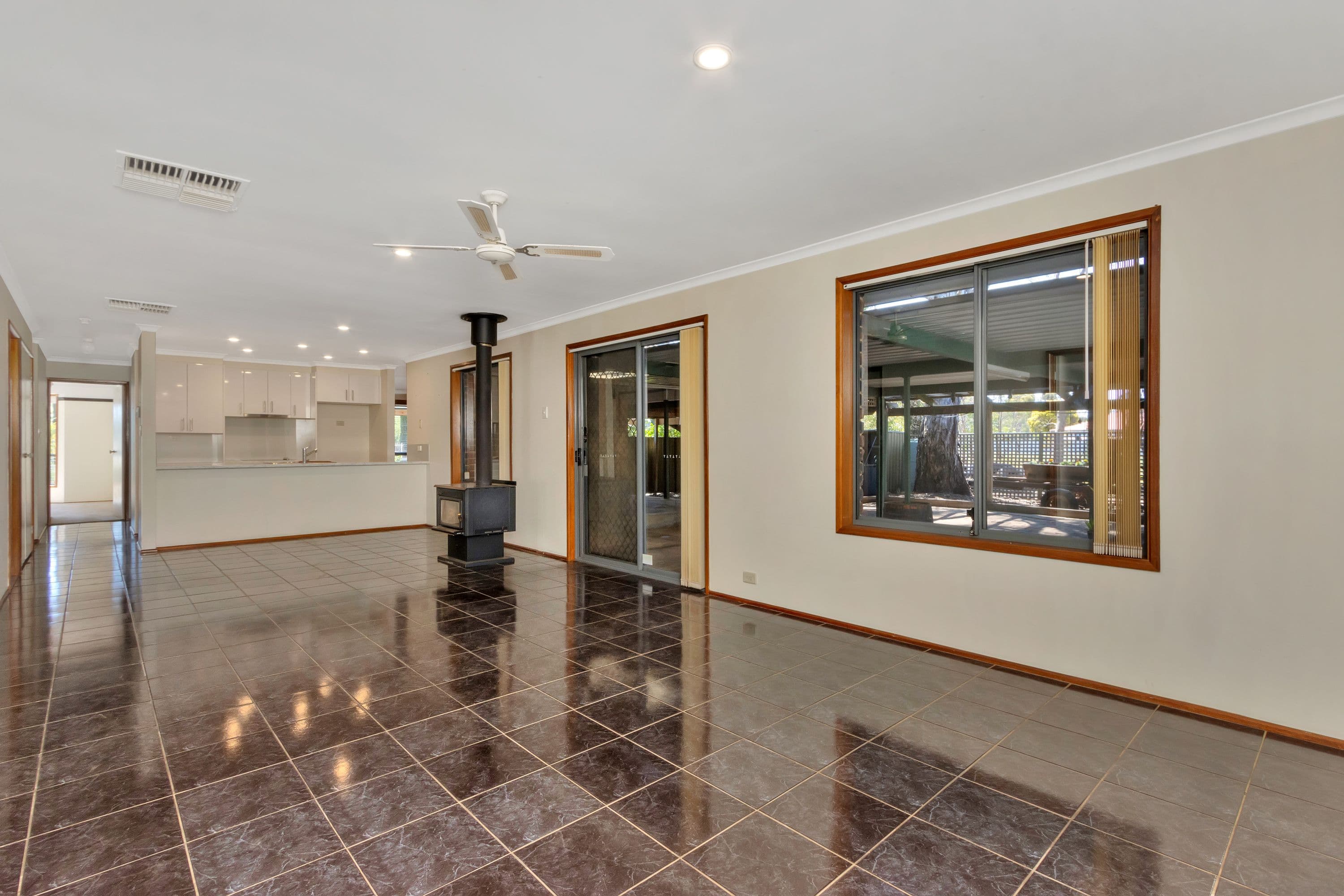 22 Lyndon Road, Macdonald Park SA 5121, Macdonald Park - Thumbnail 2