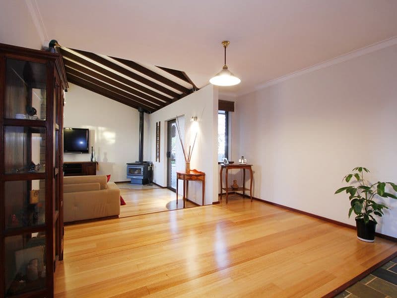 8  Westminister Place, ALEXANDER HEIGHTS WA 6064, Alexander Heights - Thumbnail 5