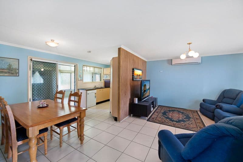 12 Holloway Court, DECEPTION BAY QLD 4508, Deception Bay - Thumbnail 3