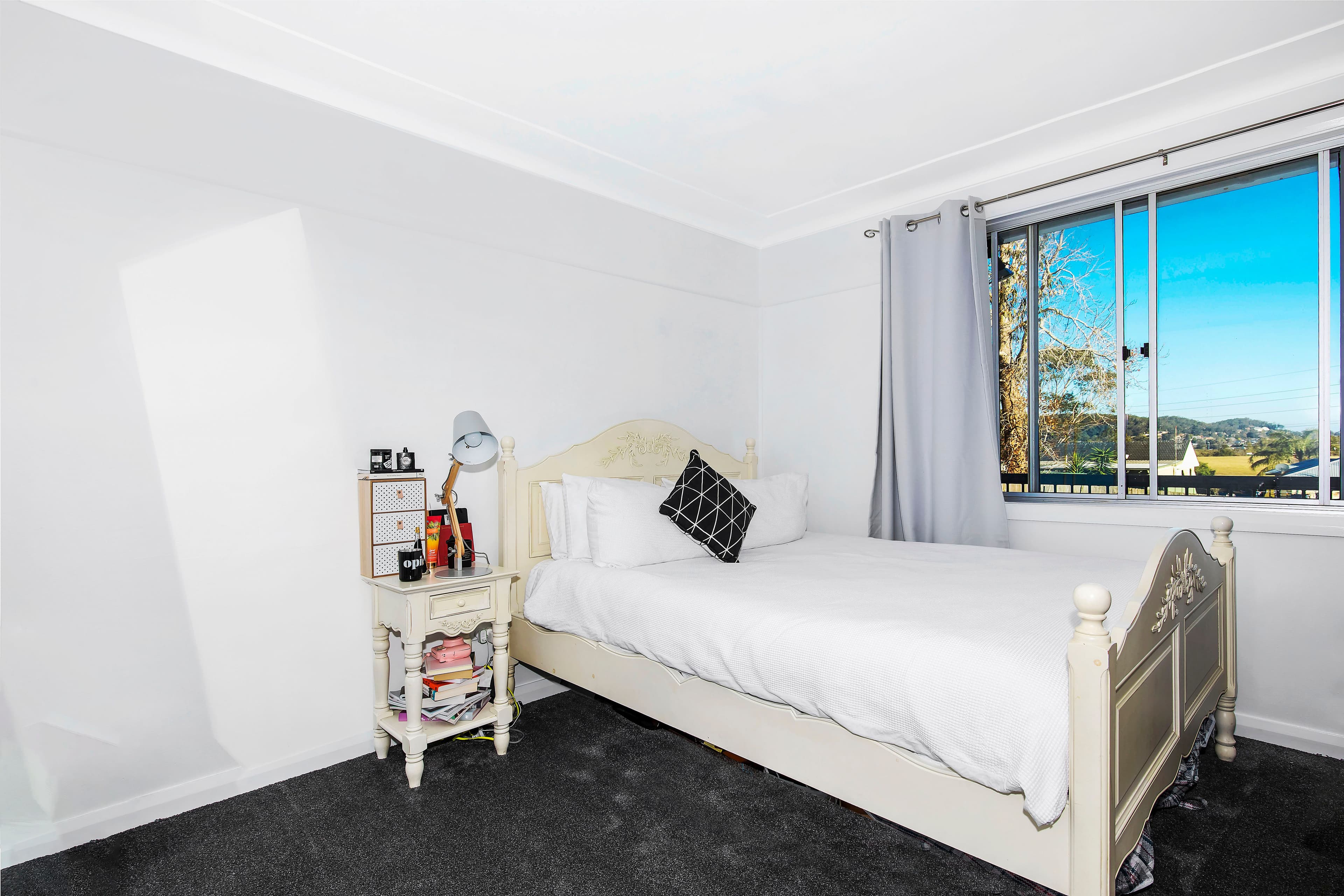 12 Maitland Road, Springfield - Thumbnail 6