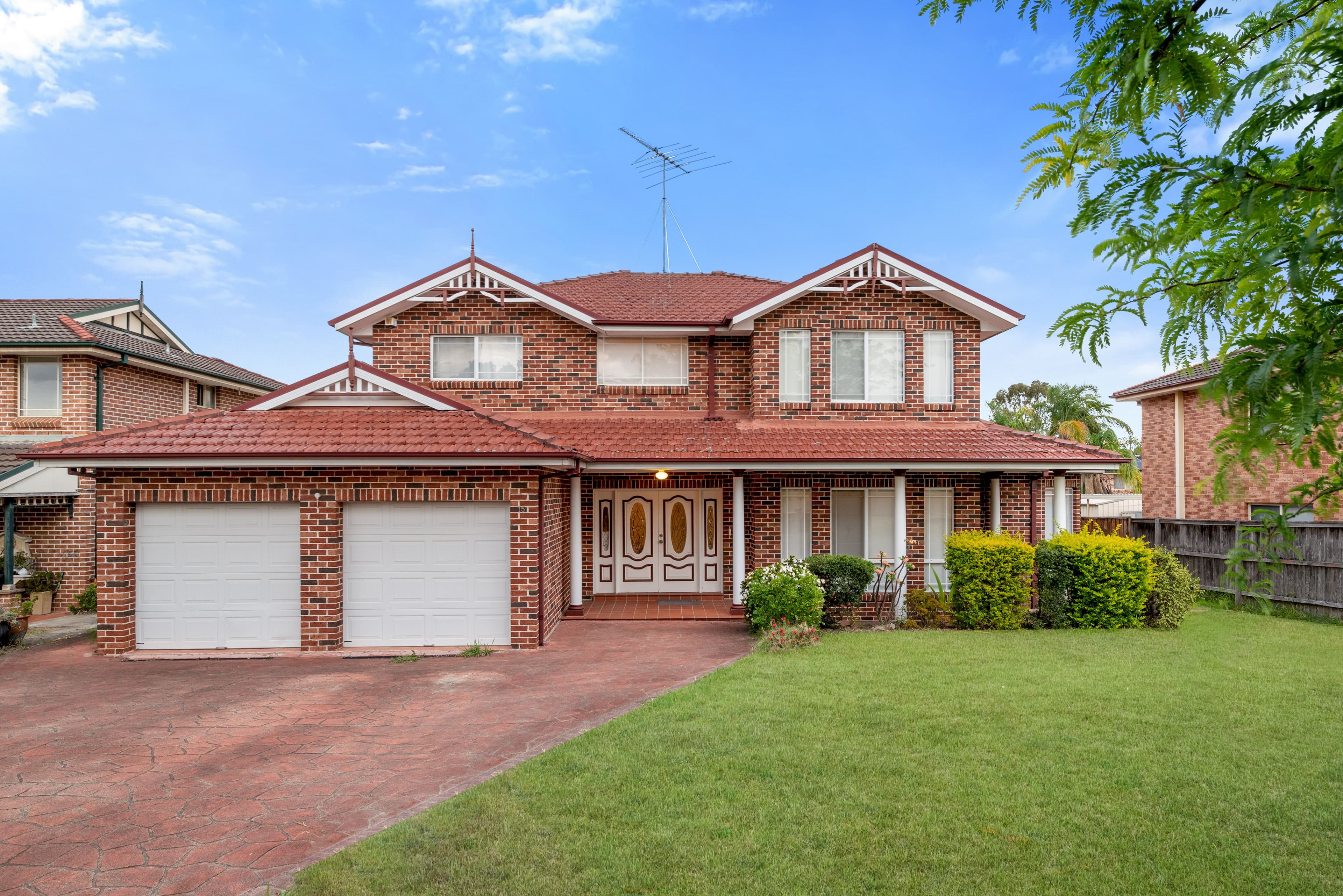 15 Lindeman Crescent, Green Valley NSW 2168, Green Valley - Thumbnail 2