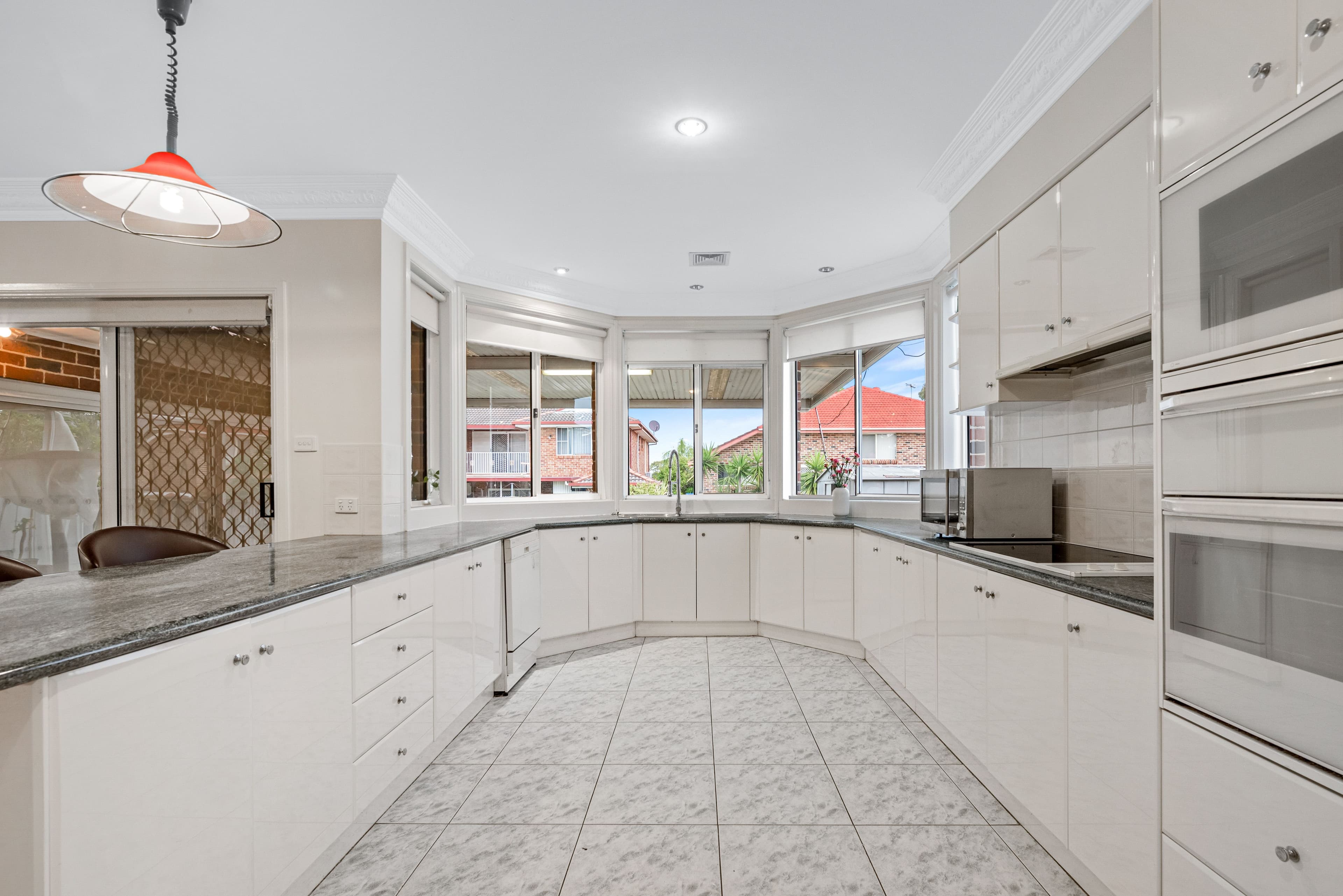 15 Lindeman Crescent, Green Valley NSW 2168, Green Valley - Thumbnail 7