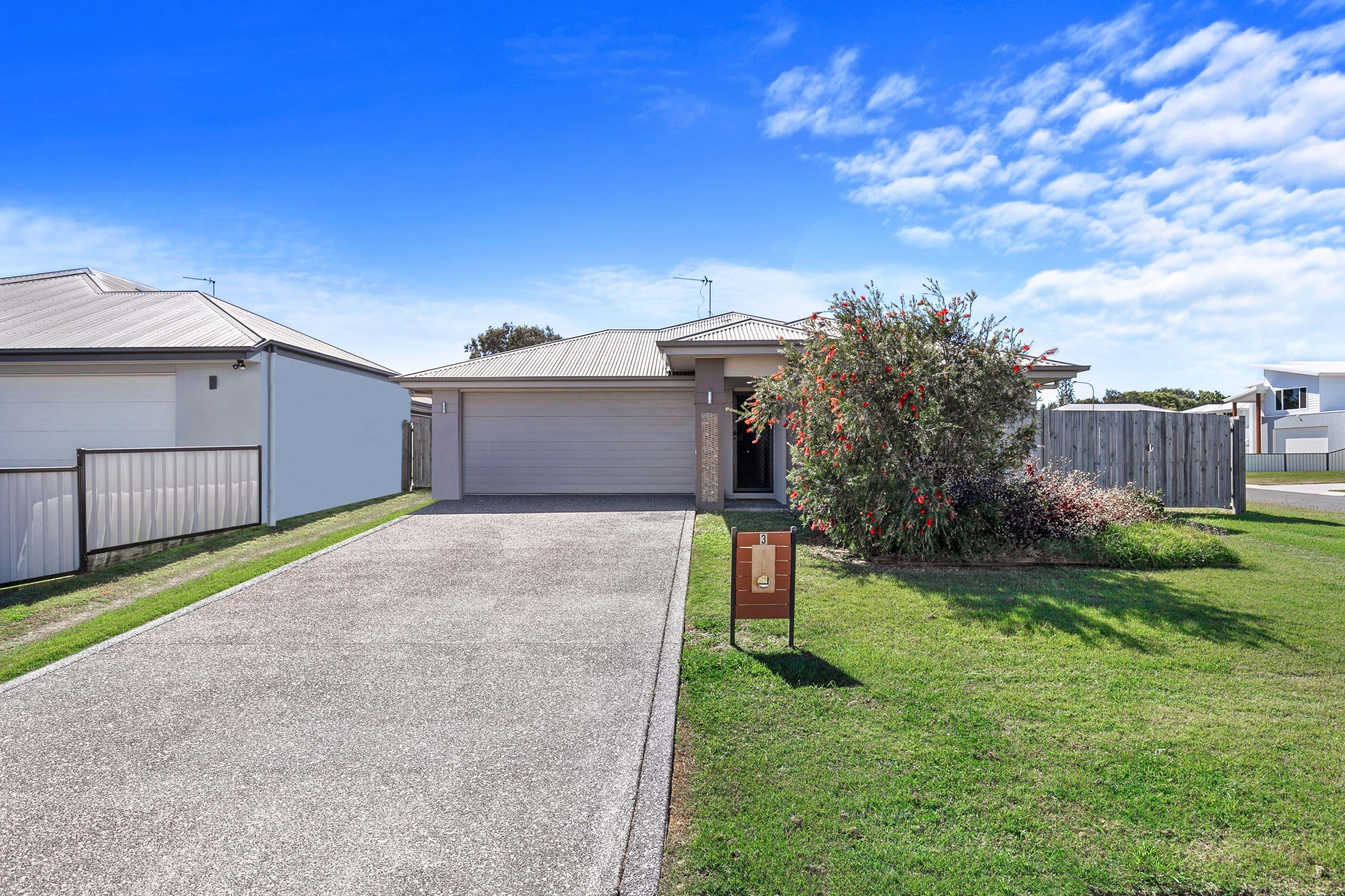 2 Oceanfront Court, Urangan QLD 4655, Urangan - Thumbnail 4