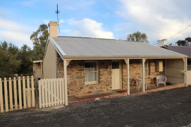 4 Bridge East Street, BURRA SA 5417, Burra - Image 1