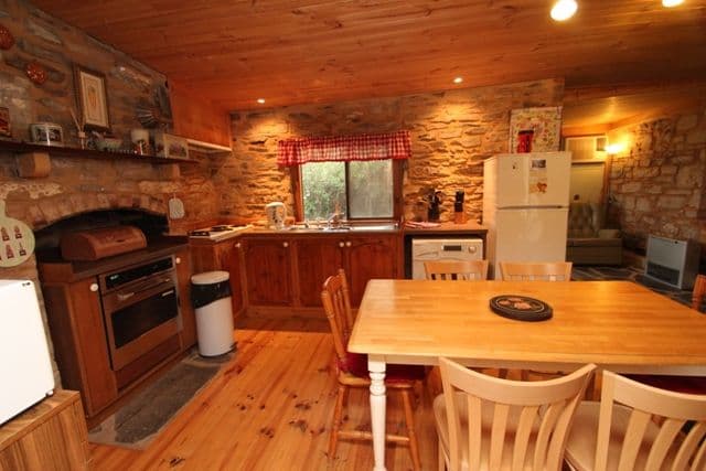 4 Bridge East Street, BURRA SA 5417, Burra - Thumbnail 3