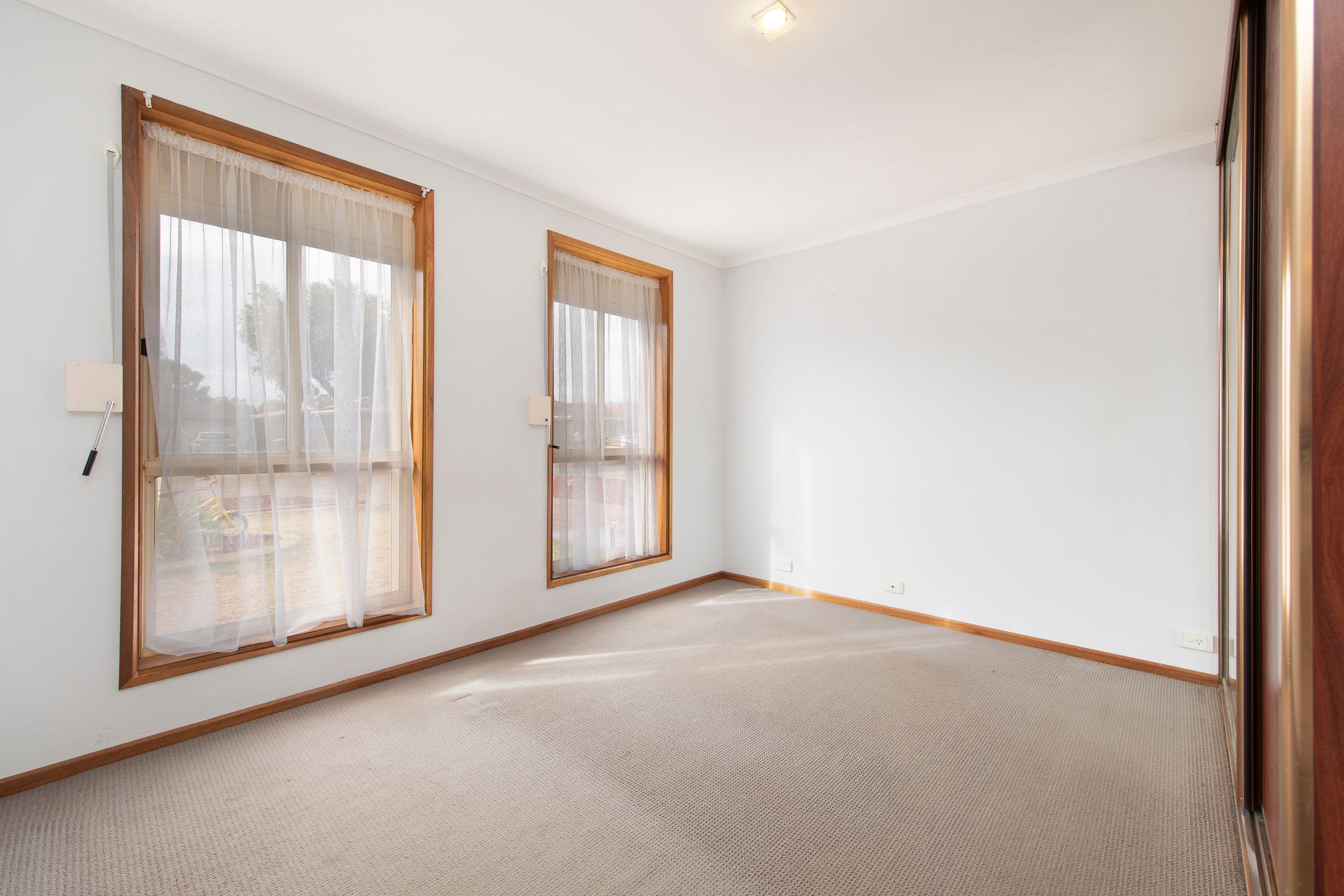 14 Whitehart Close, Blakeview SA 5114, Blakeview - Thumbnail 2