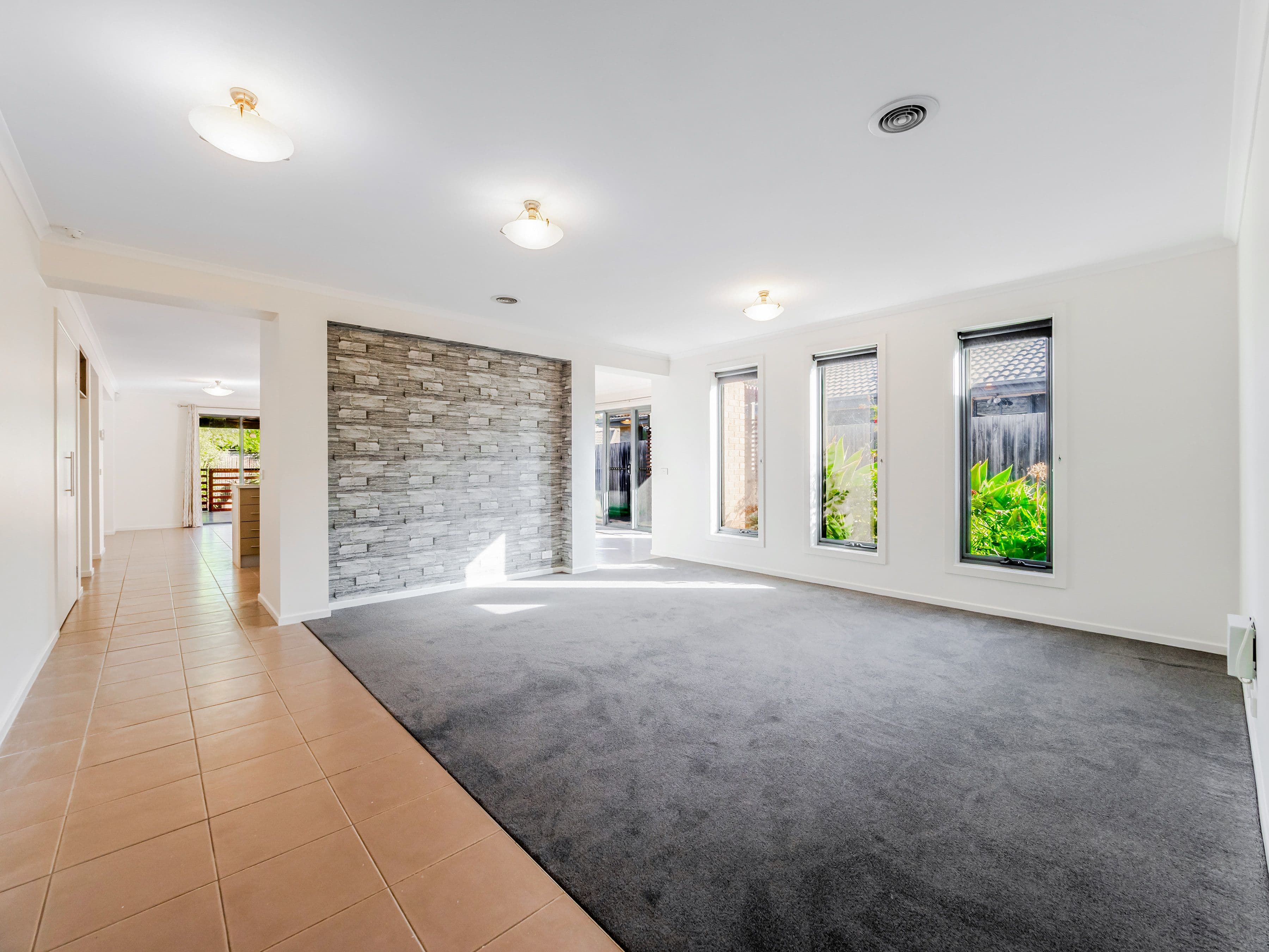 23 Ferndown Drive, Cranbourne VIC 3977, Cranbourne - Thumbnail 5