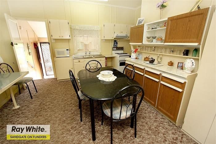 59 Southerden Street, SANDGATE QLD 4017, Sandgate - Thumbnail 4