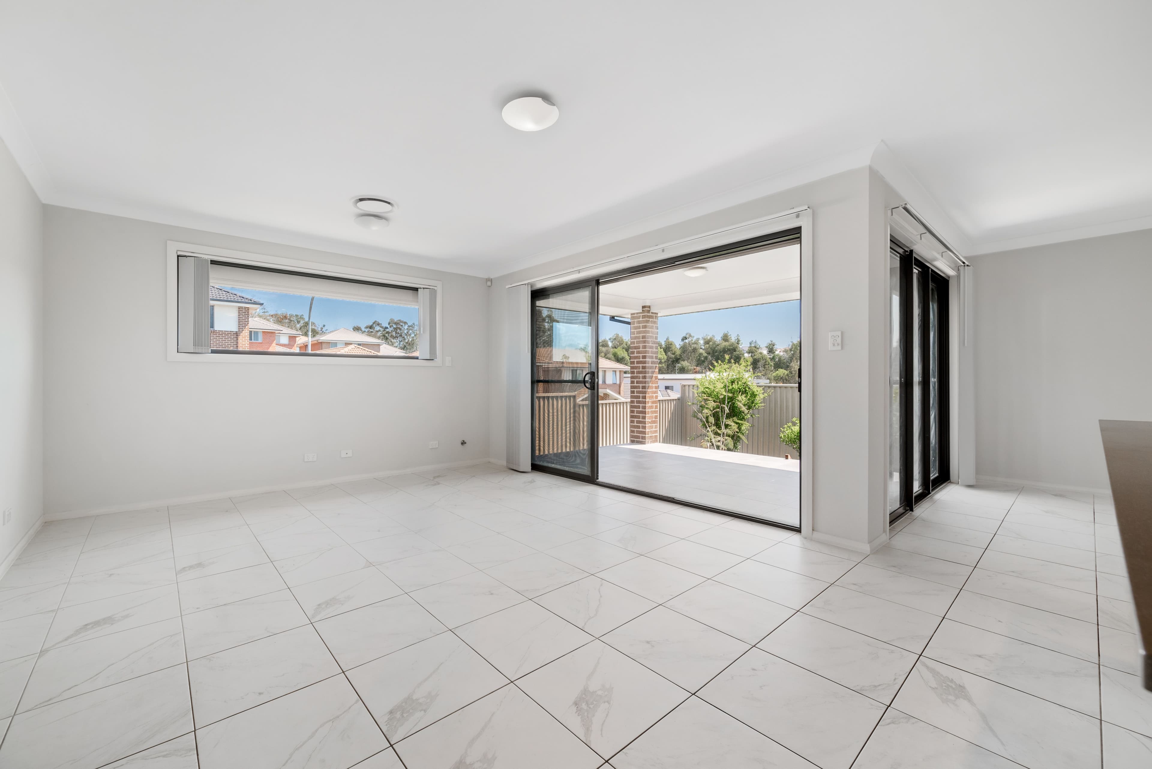 137 Atlantic Boulevarde, Glenfield NSW 2167, Glenfield - Thumbnail 2