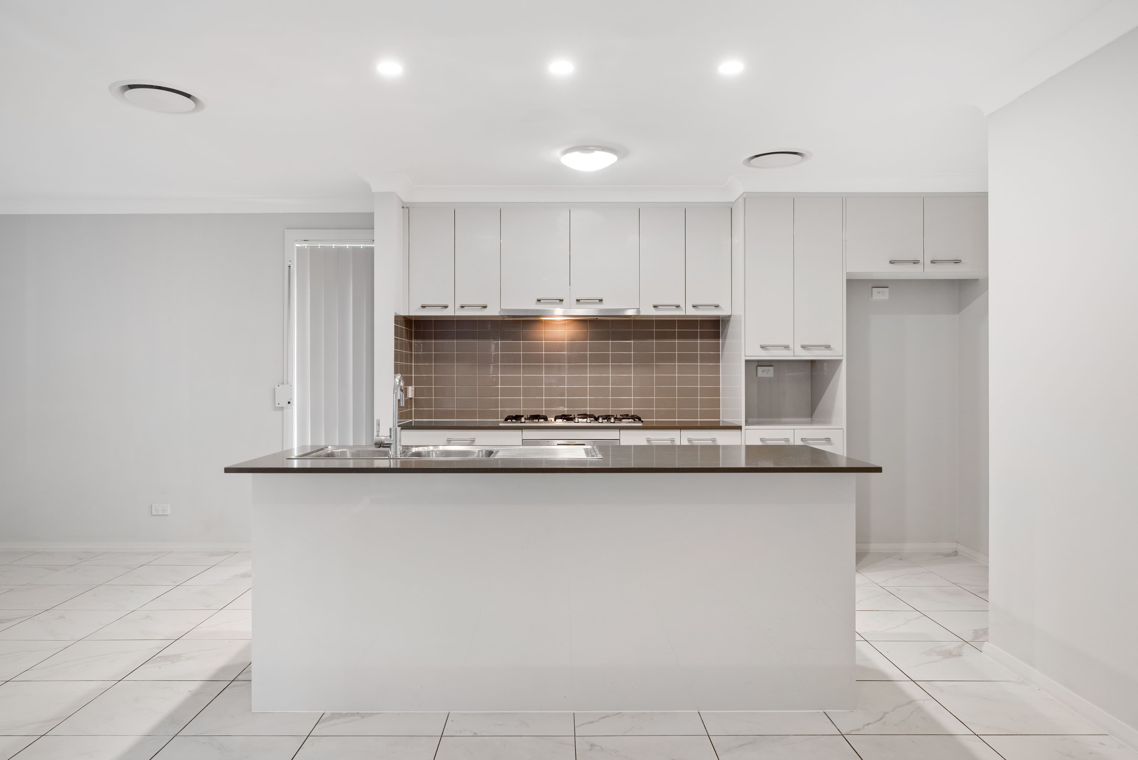 137 Atlantic Boulevarde, Glenfield NSW 2167, Glenfield - Thumbnail 4