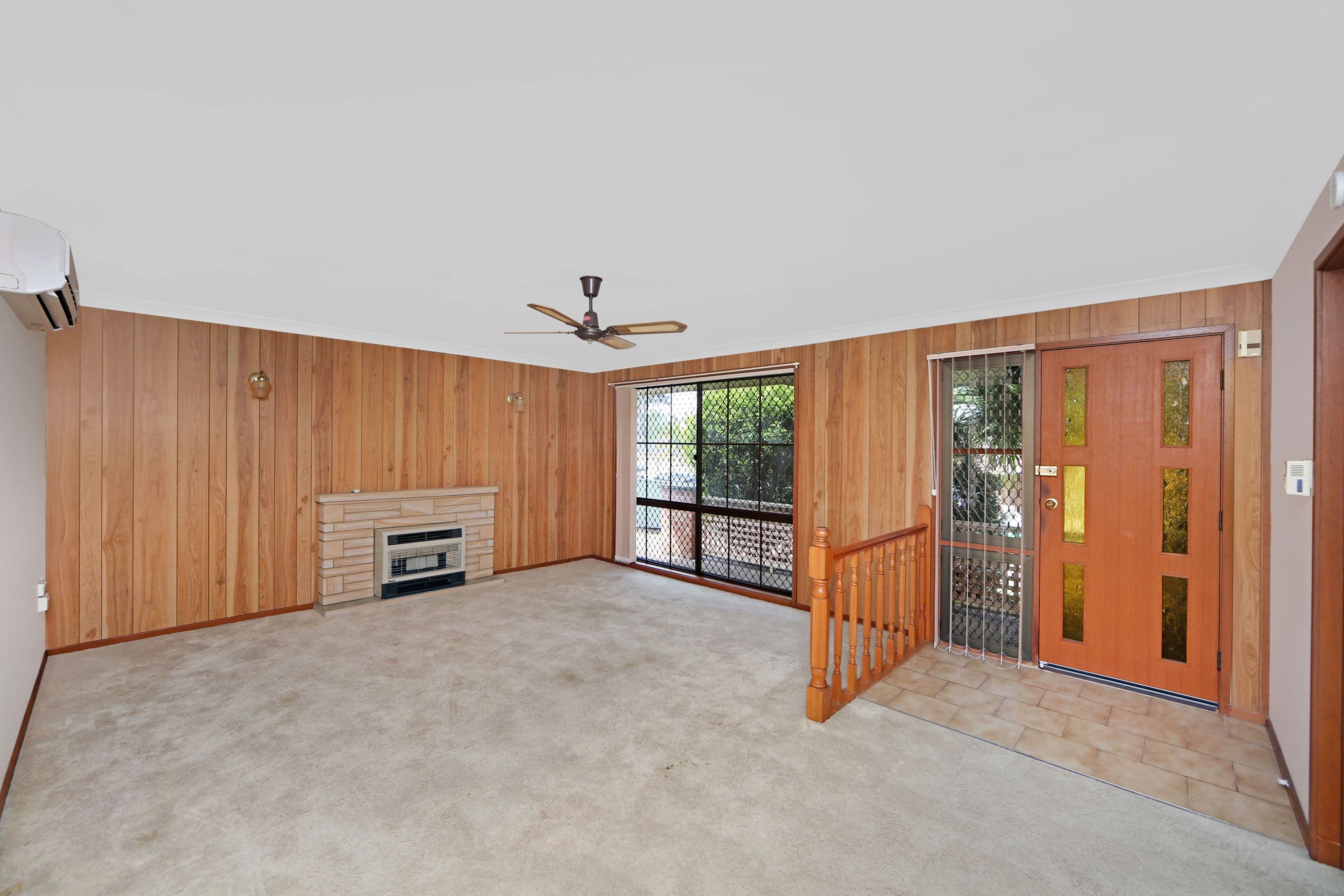 17 Casurina Close, Lake Haven - Thumbnail 3