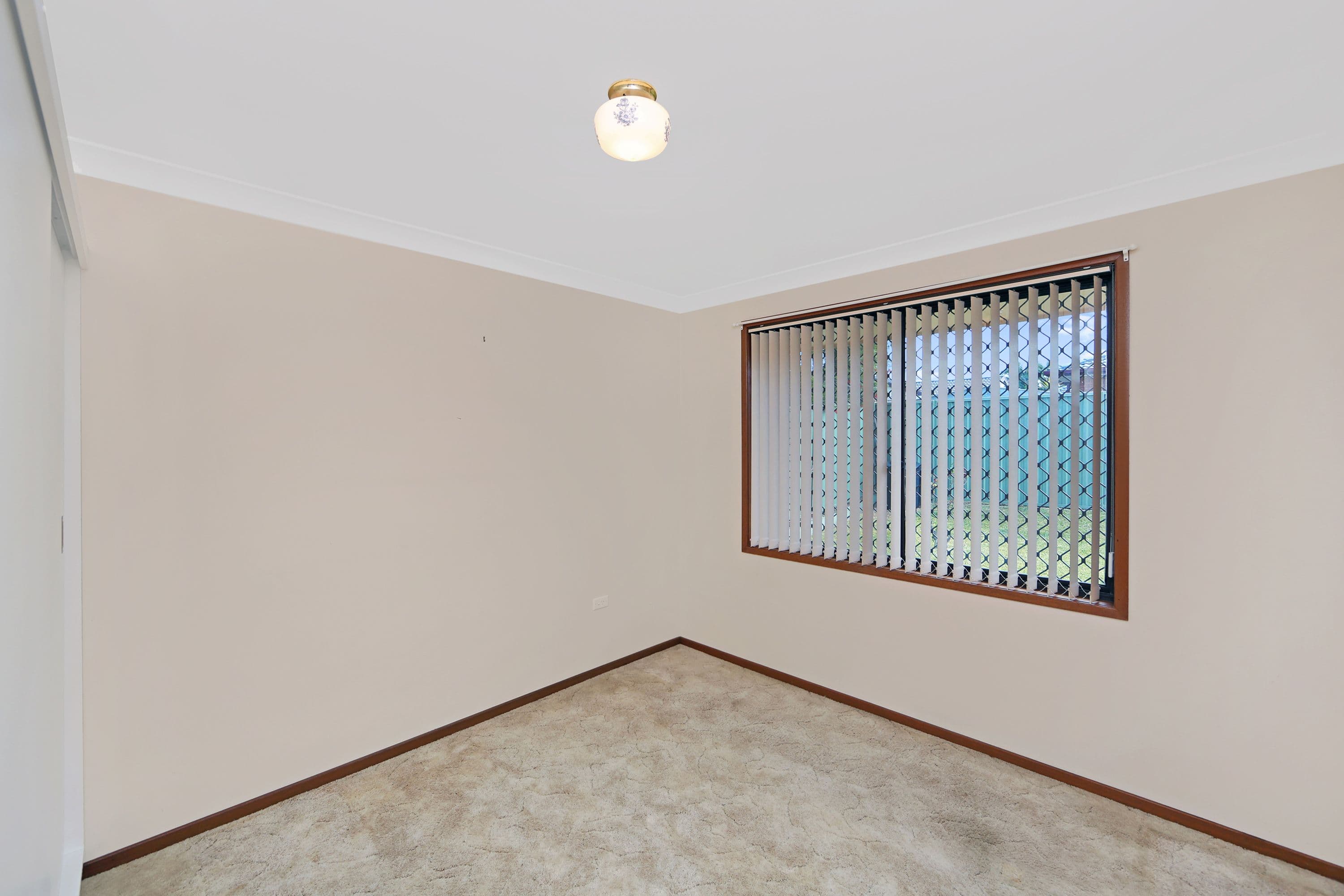 17 Casurina Close, Lake Haven - Thumbnail 7