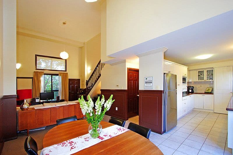 34 Ashgrove Avenue, ASHGROVE QLD 4060, Ashgrove - Thumbnail 2