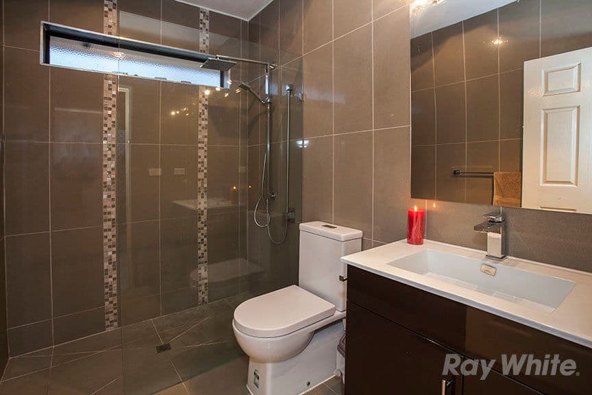1 Koonalda Grove, Dandenong North VIC 3175, Dandenong North - Thumbnail 3
