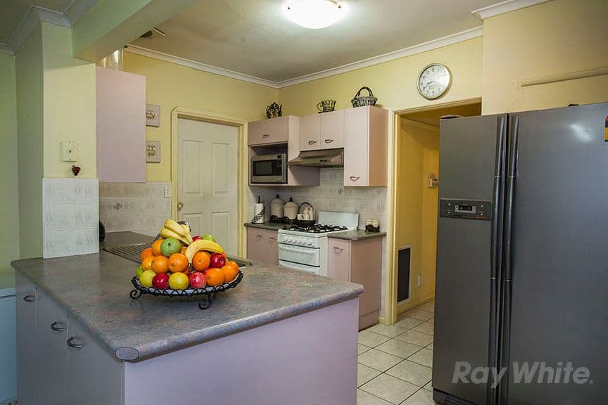 1 Koonalda Grove, Dandenong North VIC 3175, Dandenong North - Thumbnail 5