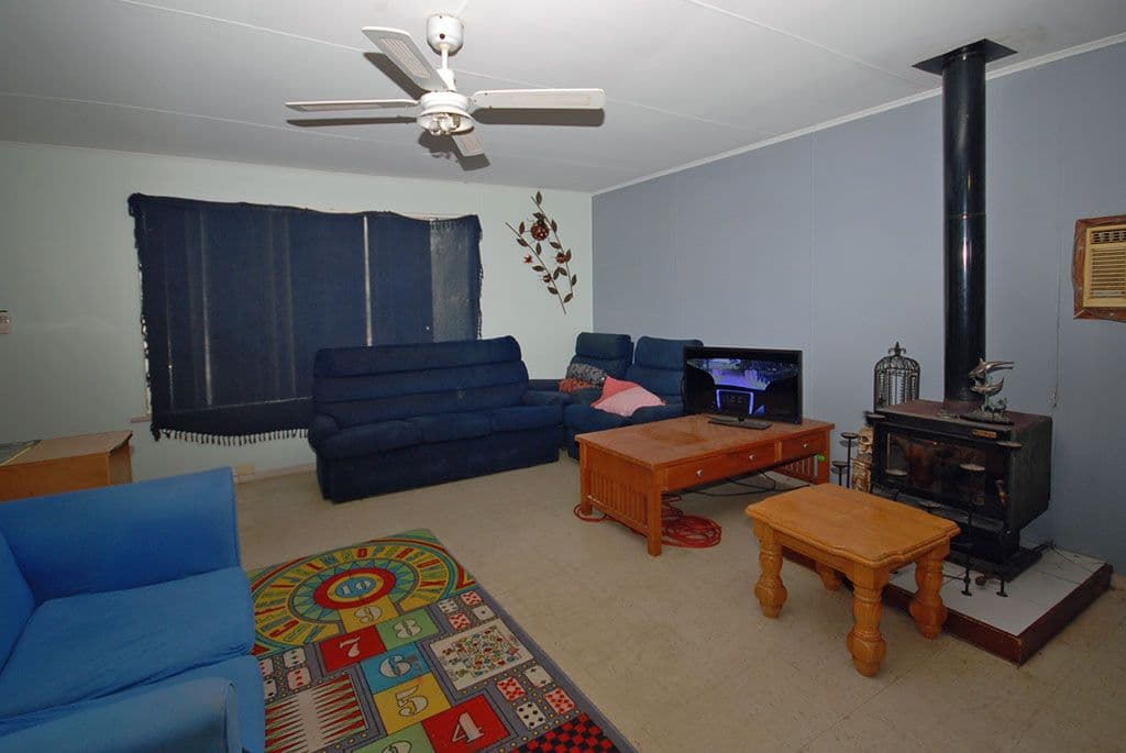 44 Lesueur Drive, JURIEN BAY WA 6516, Jurien Bay - Thumbnail 2