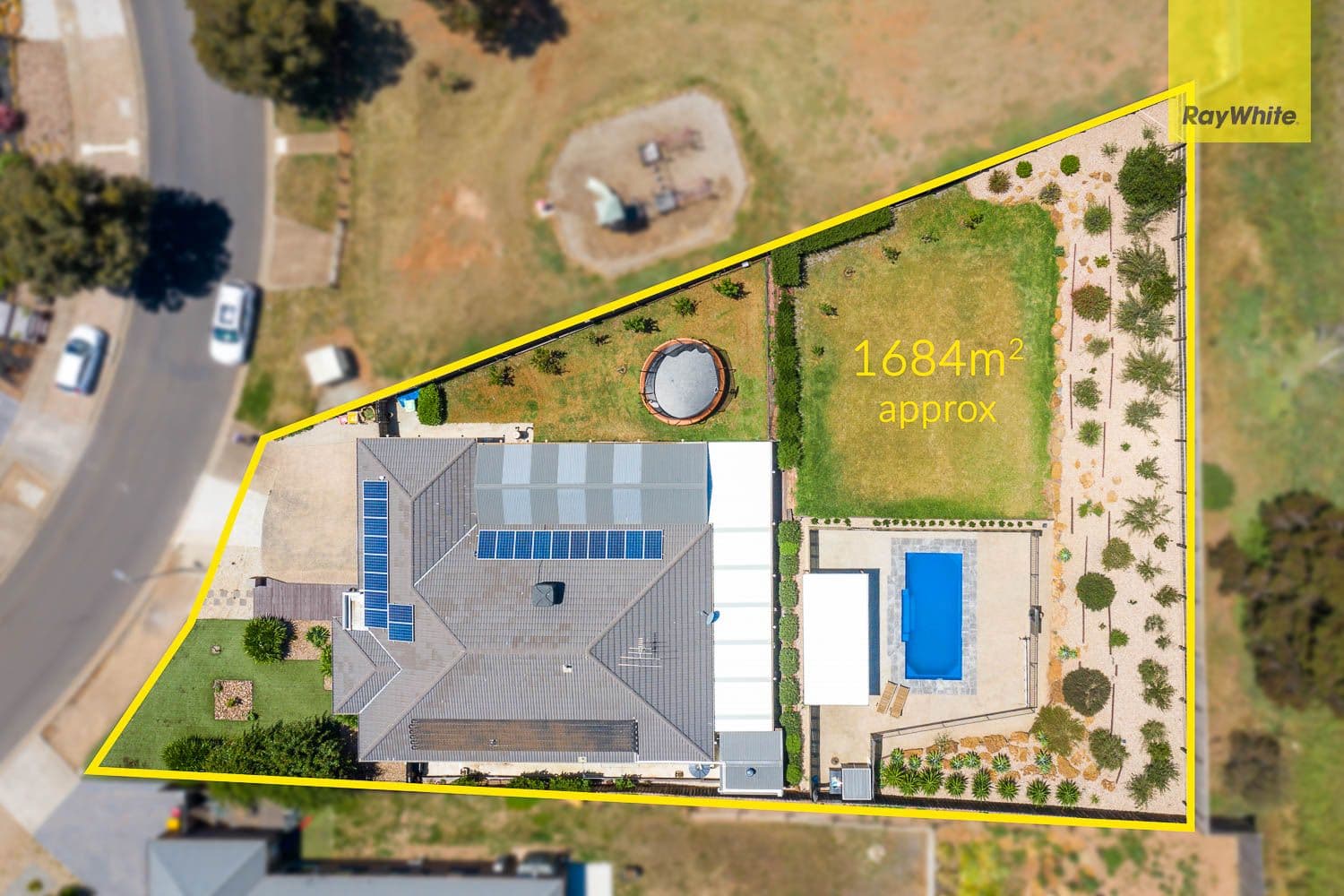 21 Silverdale Drive, Darley VIC 3340, Darley - Thumbnail 2