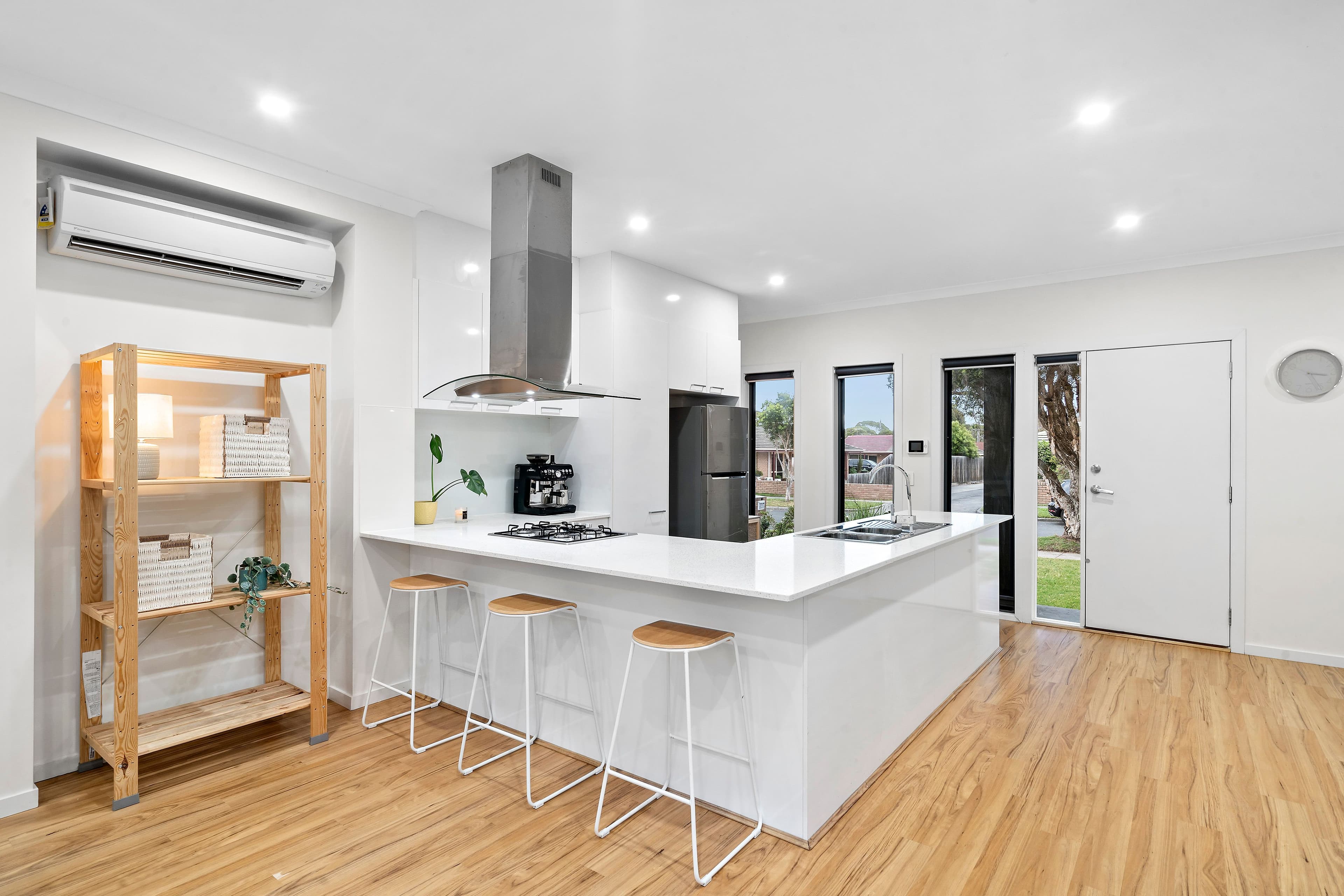 24B Phillip Street, Frankston VIC 3199, Frankston - Thumbnail 3