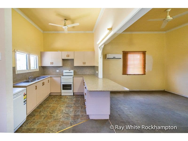 378 East Street, DEPOT HILL QLD 4700, Depot Hill - Thumbnail 3