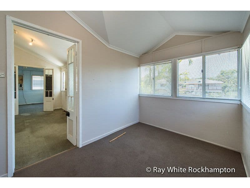 378 East Street, DEPOT HILL QLD 4700, Depot Hill - Thumbnail 7